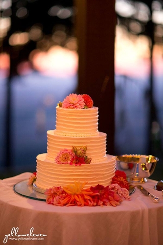 Blaise Bryan Wedding Cake | Dahlia Wedding Cakes Arrangements
